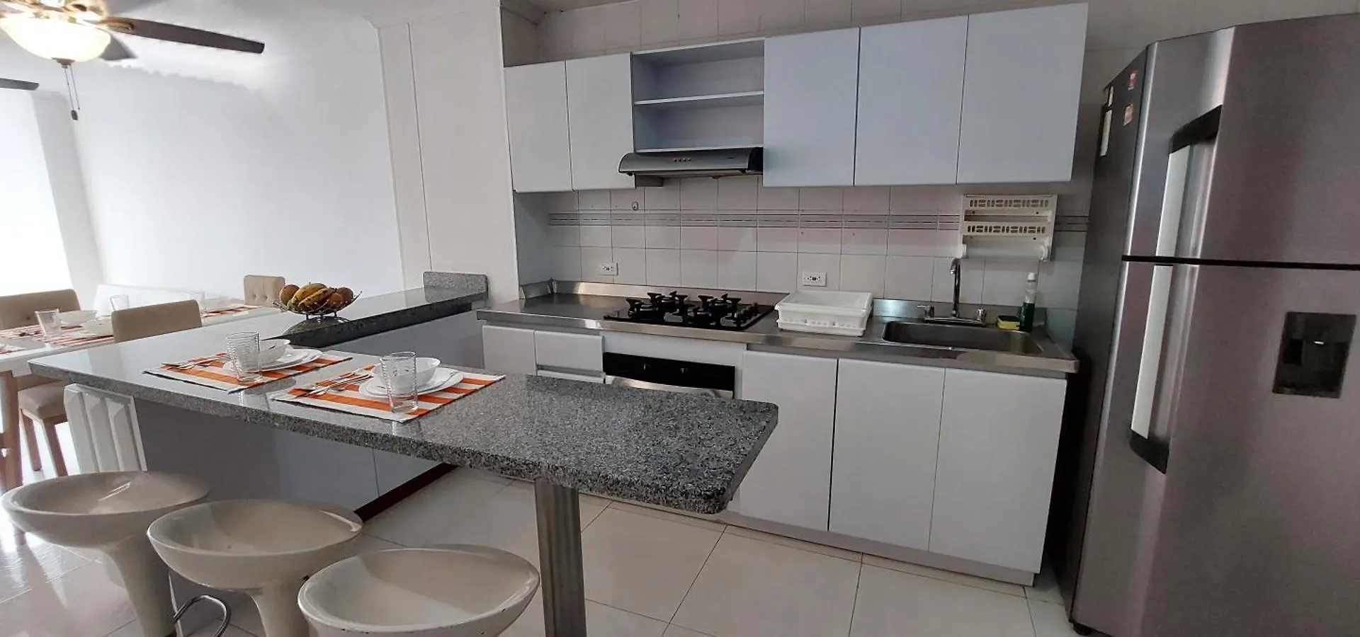 Playa El Rodadero, Apartamento Confortable A 200M Del Mar Gaira