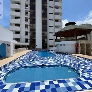 Con Piscina Cerca Al Mar Amoblado Rodadero Sur Apartamento